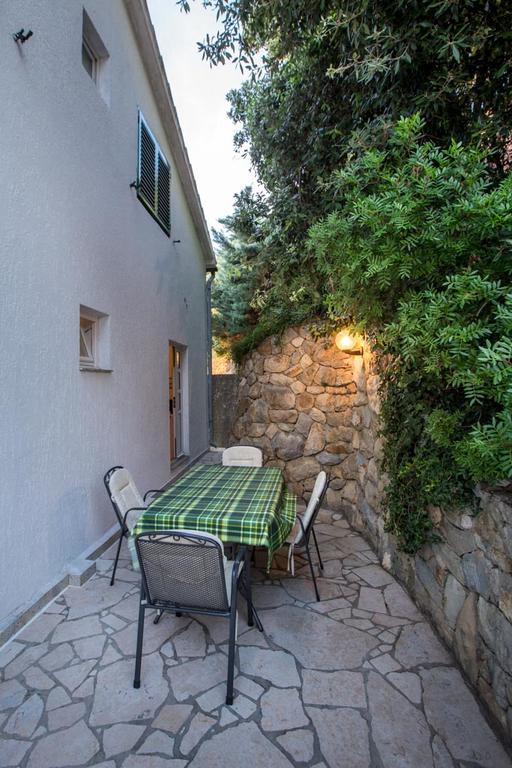 Lucija Apartment Kampor Екстериор снимка